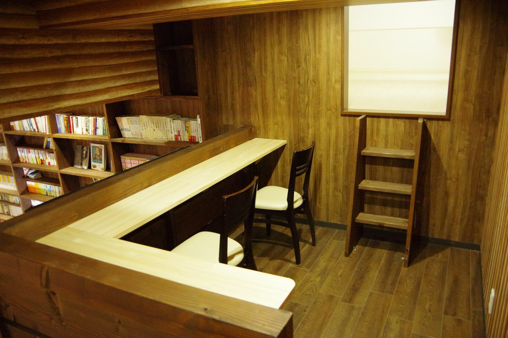 Wasabi Bed And Library Osaka